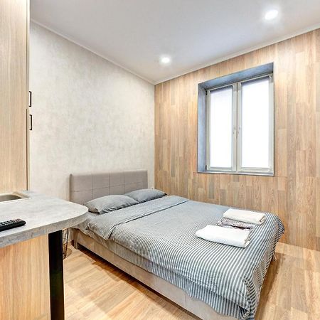 1 Room Apartment Near National Circus Kiev Bagian luar foto