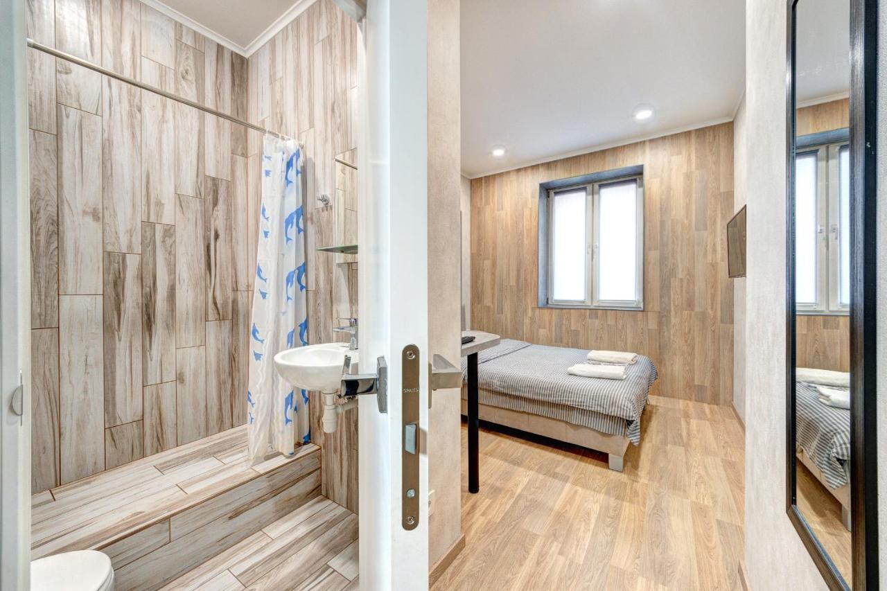 1 Room Apartment Near National Circus Kiev Bagian luar foto