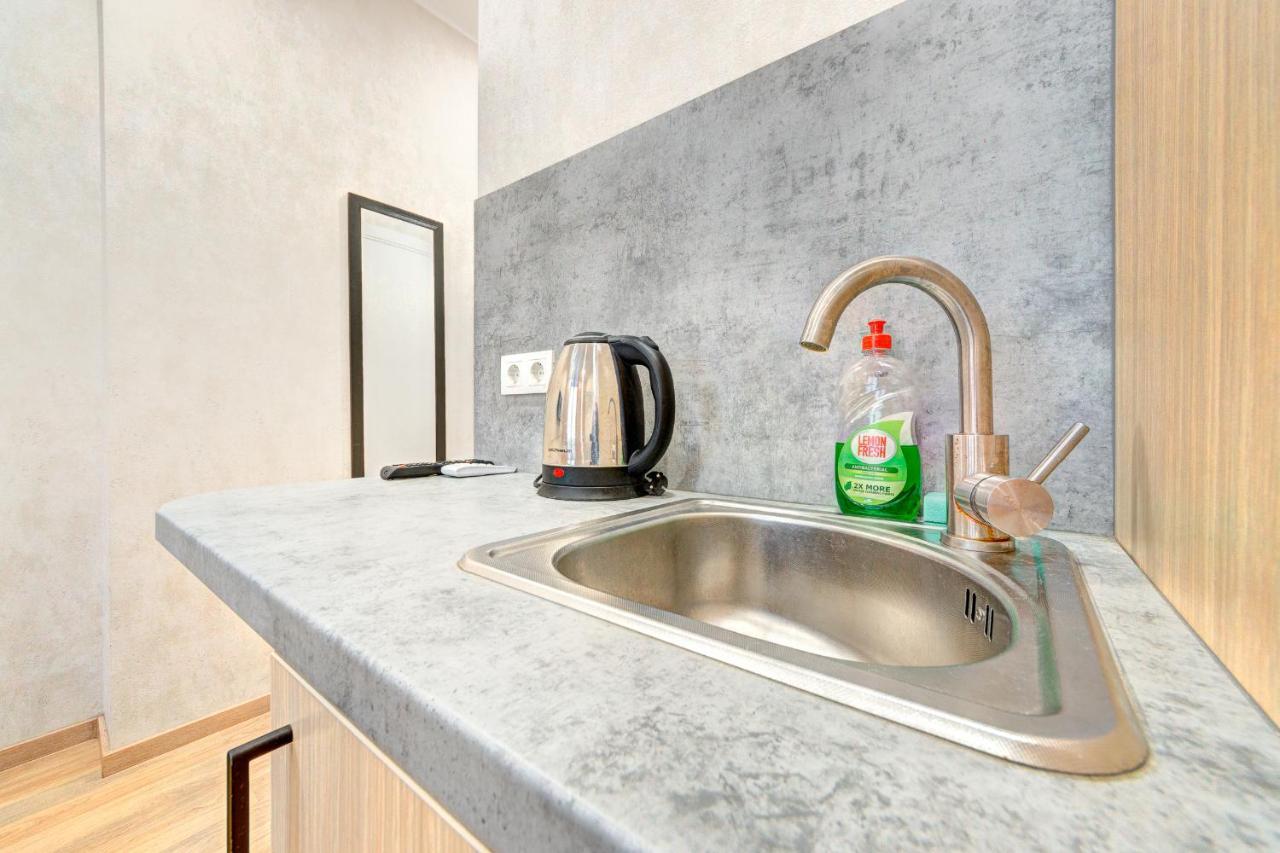 1 Room Apartment Near National Circus Kiev Bagian luar foto